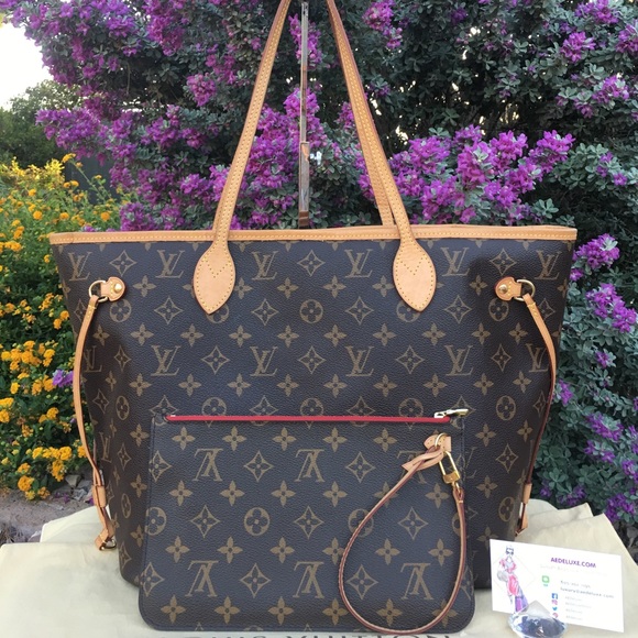 👋 Meet your Posher, AEDELUXE.COM 👜 - Picture 6 of 11